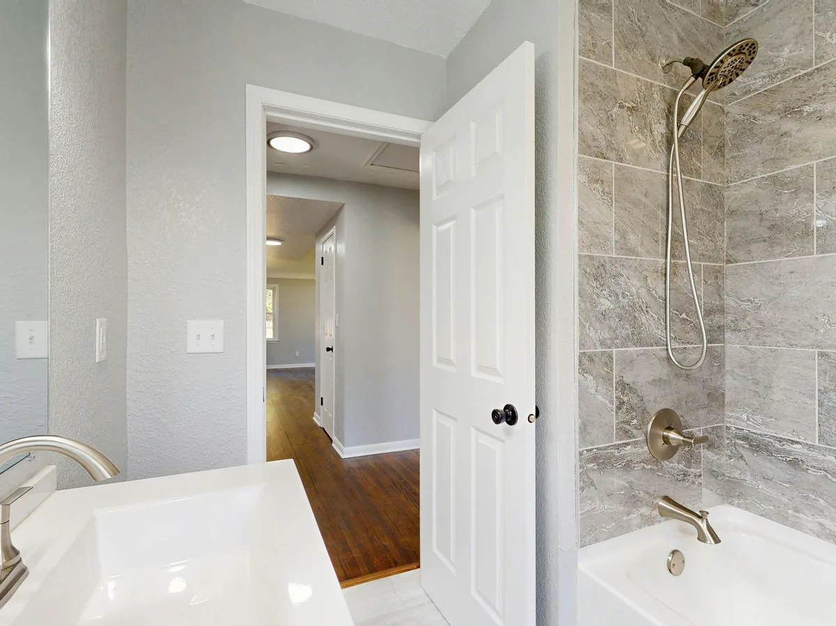 Bathroom & Basement
